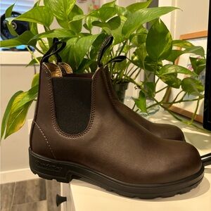 Blundstone Chelsea Boots 2116